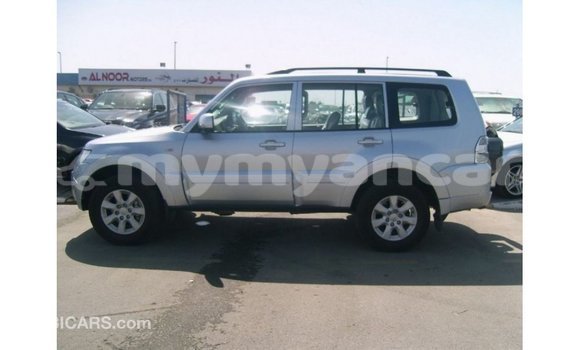 Buy Import Mitsubishi Pajero Other Car in Import - Dubai in Ayeyarwady Buy Import Mitsubishi Pajero Other Car in Import - Dubai in Ayeyarwady