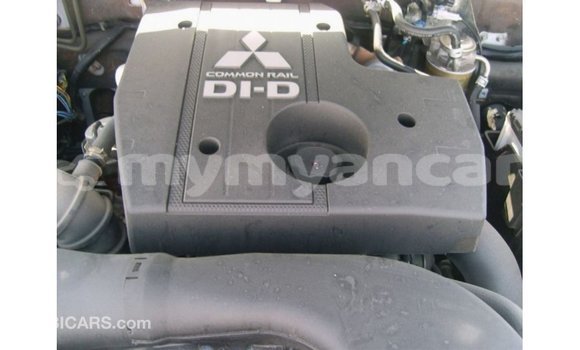 Buy Import Mitsubishi Pajero Other Car in Import - Dubai in Ayeyarwady Buy Import Mitsubishi Pajero Other Car in Import - Dubai in Ayeyarwady