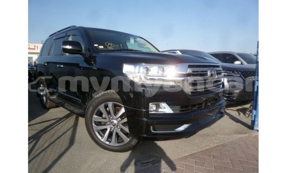 Buy Import Toyota Land Cruiser Black Car in Import - Dubai in Ayeyarwady Buy Import Toyota Land Cruiser Black Car in Import - Dubai in Ayeyarwady