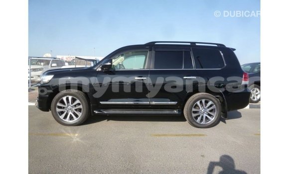 Buy Import Toyota Land Cruiser Black Car in Import - Dubai in Ayeyarwady Buy Import Toyota Land Cruiser Black Car in Import - Dubai in Ayeyarwady