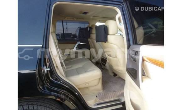 Buy Import Toyota Land Cruiser Black Car in Import - Dubai in Ayeyarwady Buy Import Toyota Land Cruiser Black Car in Import - Dubai in Ayeyarwady