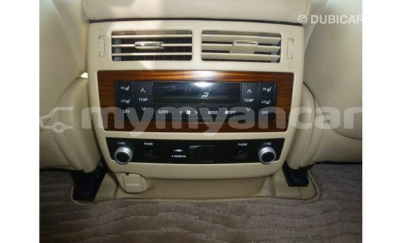 Buy Import Toyota Land Cruiser Black Car in Import - Dubai in Ayeyarwady Buy Import Toyota Land Cruiser Black Car in Import - Dubai in Ayeyarwady