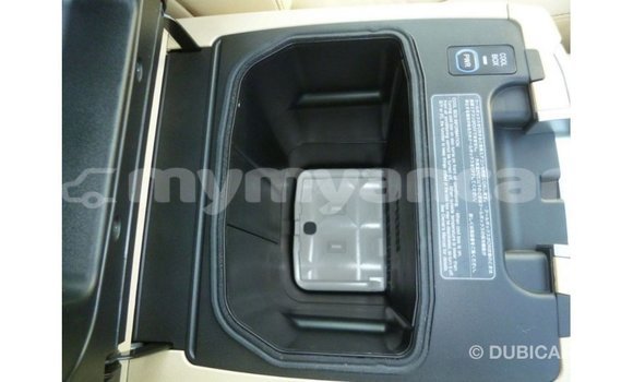 Buy Import Toyota Land Cruiser Black Car in Import - Dubai in Ayeyarwady Buy Import Toyota Land Cruiser Black Car in Import - Dubai in Ayeyarwady