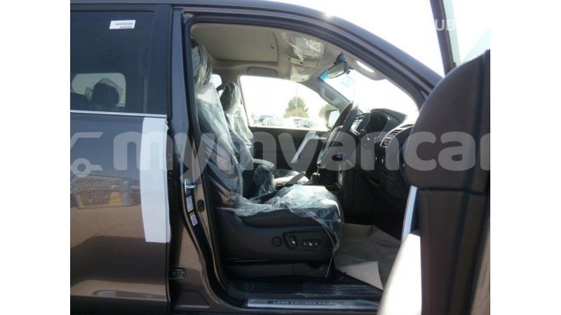 Big with watermark toyota prado ayeyarwady import dubai 2512