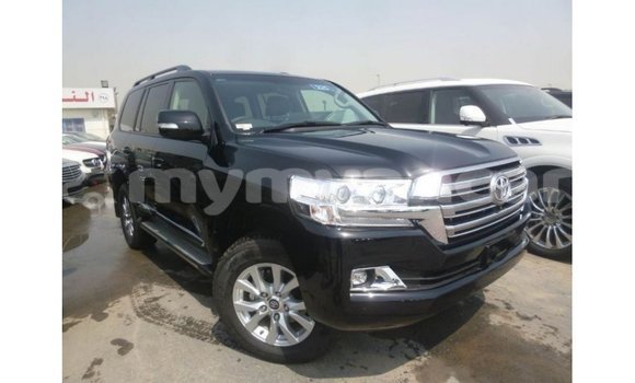 သွင်းကုန် Toyota Land Cruiser Black ကား Import - Dubai Ayeyarwady သွင်းကုန် Toyota Land Cruiser Black ကား Import - Dubai Ayeyarwady