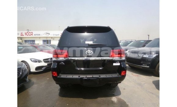သွင်းကုန် Toyota Land Cruiser Black ကား Import - Dubai Ayeyarwady သွင်းကုန် Toyota Land Cruiser Black ကား Import - Dubai Ayeyarwady
