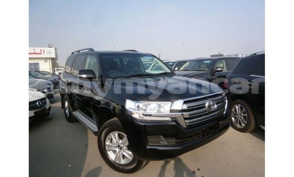 သွင်းကုန် Toyota Land Cruiser Black ကား Import - Dubai Ayeyarwady သွင်းကုန် Toyota Land Cruiser Black ကား Import - Dubai Ayeyarwady