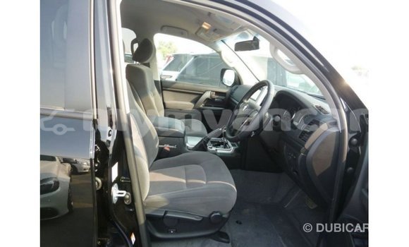 သွင်းကုန် Toyota Land Cruiser Black ကား Import - Dubai Ayeyarwady သွင်းကုန် Toyota Land Cruiser Black ကား Import - Dubai Ayeyarwady