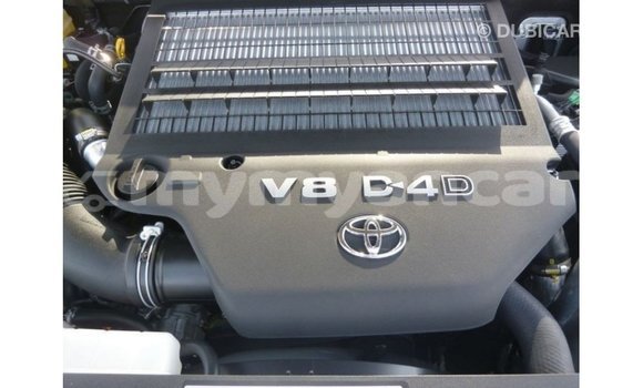 သွင်းကုန် Toyota Land Cruiser Brown ကား Import - Dubai Ayeyarwady သွင်းကုန် Toyota Land Cruiser Brown ကား Import - Dubai Ayeyarwady