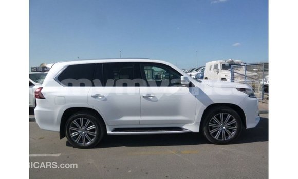 သွင်းကုန် Lexus LX White ကား Import - Dubai Ayeyarwady သွင်းကုန် Lexus LX White ကား Import - Dubai Ayeyarwady