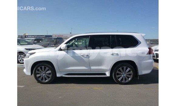 သွင်းကုန် Lexus LX White ကား Import - Dubai Ayeyarwady သွင်းကုန် Lexus LX White ကား Import - Dubai Ayeyarwady