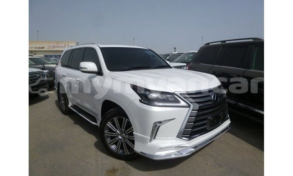 သွင်းကုန် Lexus LX White ကား Import - Dubai Ayeyarwady သွင်းကုန် Lexus LX White ကား Import - Dubai Ayeyarwady