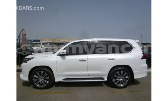 သွင်းကုန် Lexus LX White ကား Import - Dubai Ayeyarwady သွင်းကုန် Lexus LX White ကား Import - Dubai Ayeyarwady
