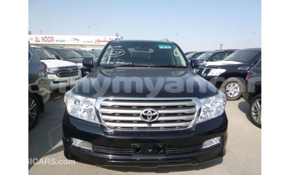 သွင်းကုန် Toyota Land Cruiser Black ကား Import - Dubai Ayeyarwady သွင်းကုန် Toyota Land Cruiser Black ကား Import - Dubai Ayeyarwady