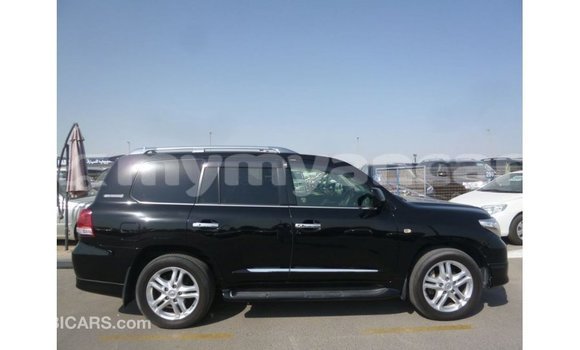 သွင်းကုန် Toyota Land Cruiser Black ကား Import - Dubai Ayeyarwady သွင်းကုန် Toyota Land Cruiser Black ကား Import - Dubai Ayeyarwady