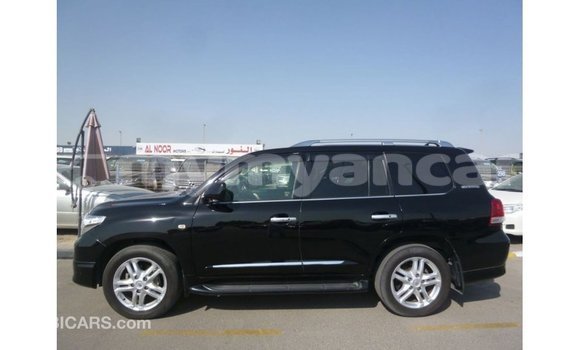 သွင်းကုန် Toyota Land Cruiser Black ကား Import - Dubai Ayeyarwady သွင်းကုန် Toyota Land Cruiser Black ကား Import - Dubai Ayeyarwady
