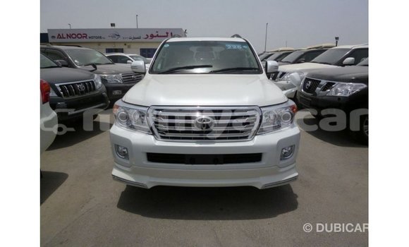 Acheter Import Voiture Toyota Land Cruiser Blanc à Import - Dubai, #<Region:0x000000000c5121b8> Acheter Import Voiture Toyota Land Cruiser Blanc à Import - Dubai, #<Region:0x000000000c5121b8>