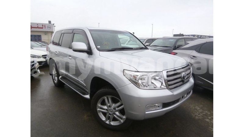 Big with watermark toyota land cruiser ayeyarwady import dubai 2535