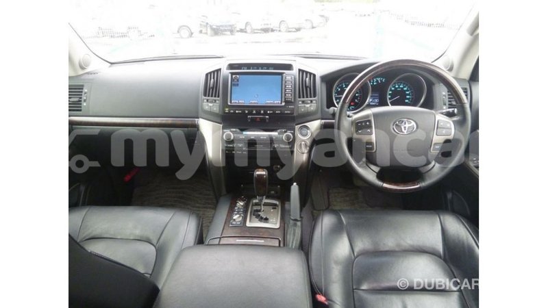Big with watermark toyota land cruiser ayeyarwady import dubai 2535