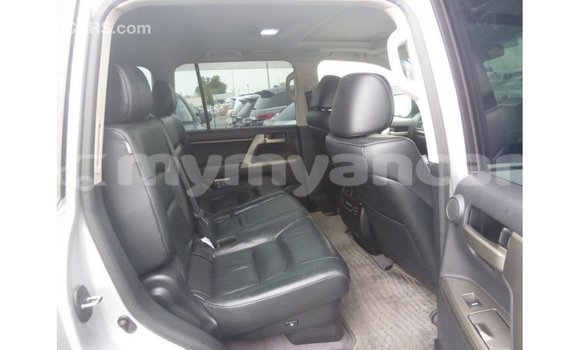 Acheter Import Voiture Toyota Land Cruiser Autre à Import - Dubai, #<Region:0x000000000c5121b8> Acheter Import Voiture Toyota Land Cruiser Autre à Import - Dubai, #<Region:0x000000000c5121b8>