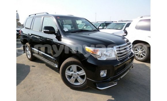 သွင်းကုန် Toyota Land Cruiser Black ကား Import - Dubai Ayeyarwady သွင်းကုန် Toyota Land Cruiser Black ကား Import - Dubai Ayeyarwady