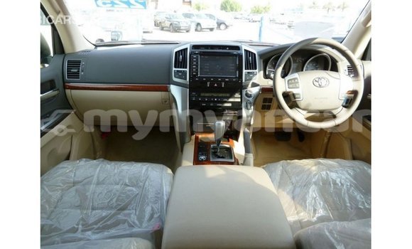 သွင်းကုန် Toyota Land Cruiser Black ကား Import - Dubai Ayeyarwady သွင်းကုန် Toyota Land Cruiser Black ကား Import - Dubai Ayeyarwady