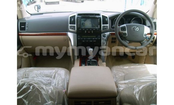 Buy Import Toyota Land Cruiser Black Car in Import - Dubai in Ayeyarwady Buy Import Toyota Land Cruiser Black Car in Import - Dubai in Ayeyarwady