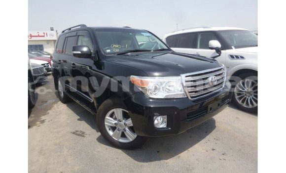 သွင်းကုန် Toyota Land Cruiser Black ကား Import - Dubai Ayeyarwady သွင်းကုန် Toyota Land Cruiser Black ကား Import - Dubai Ayeyarwady