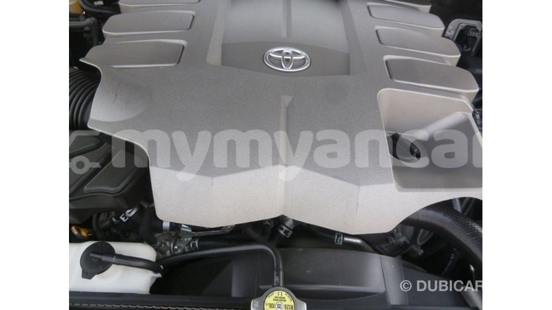 Big with watermark toyota land cruiser ayeyarwady import dubai 2547