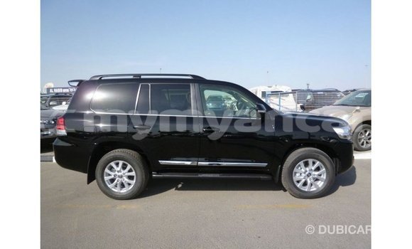 Buy Import Toyota Land Cruiser Black Car in Import - Dubai in Ayeyarwady Buy Import Toyota Land Cruiser Black Car in Import - Dubai in Ayeyarwady