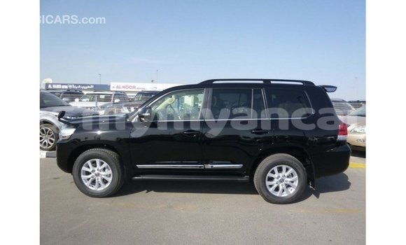 Buy Import Toyota Land Cruiser Black Car in Import - Dubai in Ayeyarwady Buy Import Toyota Land Cruiser Black Car in Import - Dubai in Ayeyarwady