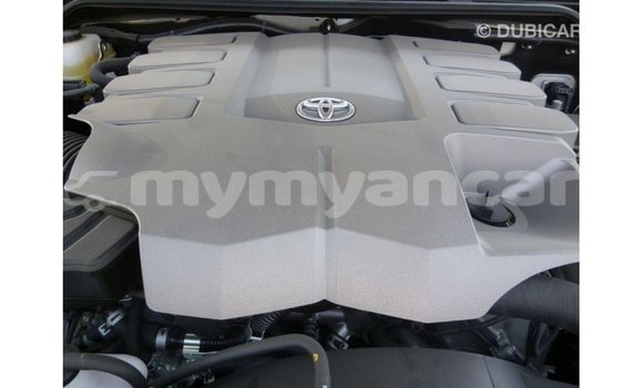 Acheter Import Voiture Toyota Land Cruiser Blanc à Import - Dubai, #<Region:0x000000000c5121b8> Acheter Import Voiture Toyota Land Cruiser Blanc à Import - Dubai, #<Region:0x000000000c5121b8>
