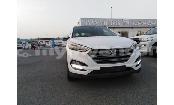 Buy Import Hyundai Tucson White Car in Import - Dubai in Ayeyarwady Buy Import Hyundai Tucson White Car in Import - Dubai in Ayeyarwady