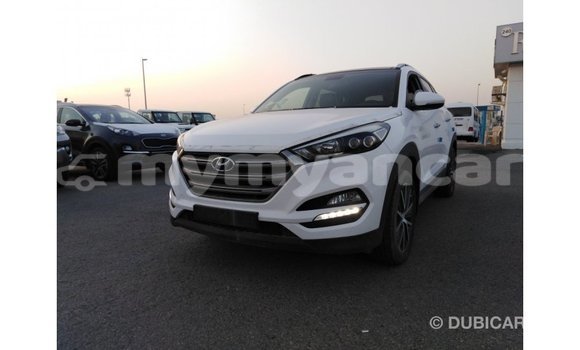 Buy Import Hyundai Tucson White Car in Import - Dubai in Ayeyarwady Buy Import Hyundai Tucson White Car in Import - Dubai in Ayeyarwady