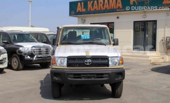 Buy Import Toyota Land Cruiser Beige Car in Import - Dubai in Ayeyarwady Buy Import Toyota Land Cruiser Beige Car in Import - Dubai in Ayeyarwady