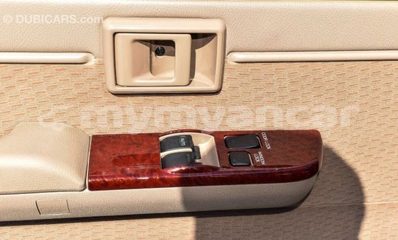 Buy Import Toyota Land Cruiser Beige Car in Import - Dubai in Ayeyarwady Buy Import Toyota Land Cruiser Beige Car in Import - Dubai in Ayeyarwady