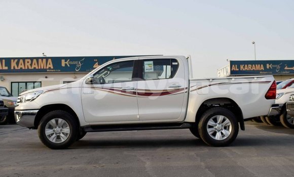 Buy Import Toyota Hilux White Car in Import - Dubai in Ayeyarwady Buy Import Toyota Hilux White Car in Import - Dubai in Ayeyarwady