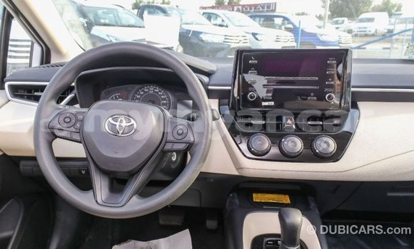 Buy Import Toyota Corolla White Car in Import - Dubai in Ayeyarwady Buy Import Toyota Corolla White Car in Import - Dubai in Ayeyarwady