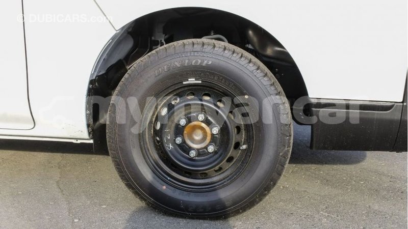 Big with watermark nissan urvan ayeyarwady import dubai 2572