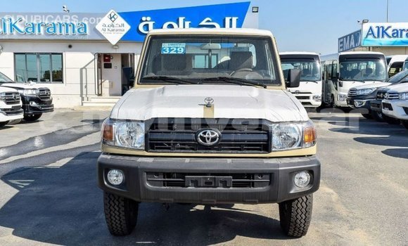 Acheter Import Voiture Toyota Land Cruiser Beige à Import - Dubai, #<Region:0x000000000c5121b8> Acheter Import Voiture Toyota Land Cruiser Beige à Import - Dubai, #<Region:0x000000000c5121b8>