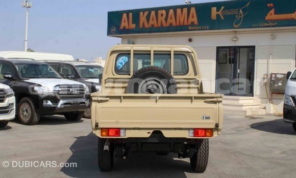 Buy Import Toyota Land Cruiser Beige Car in Import - Dubai in Ayeyarwady Buy Import Toyota Land Cruiser Beige Car in Import - Dubai in Ayeyarwady