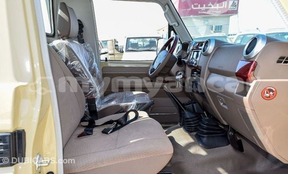 Acheter Import Voiture Toyota Land Cruiser Beige à Import - Dubai, #<Region:0x000000000c5121b8> Acheter Import Voiture Toyota Land Cruiser Beige à Import - Dubai, #<Region:0x000000000c5121b8>