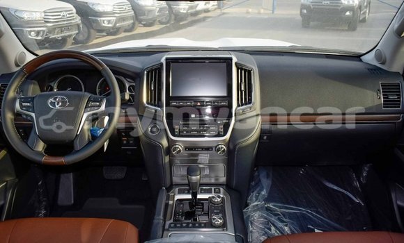 Buy Import Toyota Land Cruiser Black Car in Import - Dubai in Ayeyarwady Buy Import Toyota Land Cruiser Black Car in Import - Dubai in Ayeyarwady