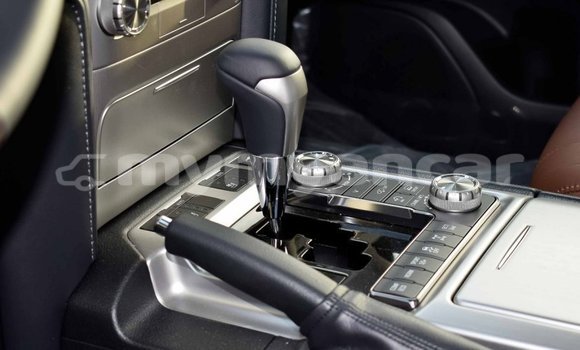 Buy Import Toyota Land Cruiser Black Car in Import - Dubai in Ayeyarwady Buy Import Toyota Land Cruiser Black Car in Import - Dubai in Ayeyarwady