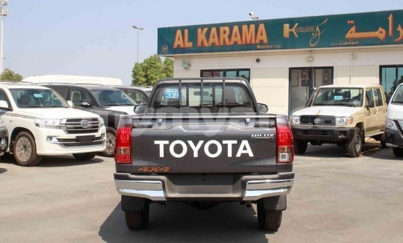 Buy Import Toyota Hilux Other Car in Import - Dubai in Ayeyarwady Buy Import Toyota Hilux Other Car in Import - Dubai in Ayeyarwady