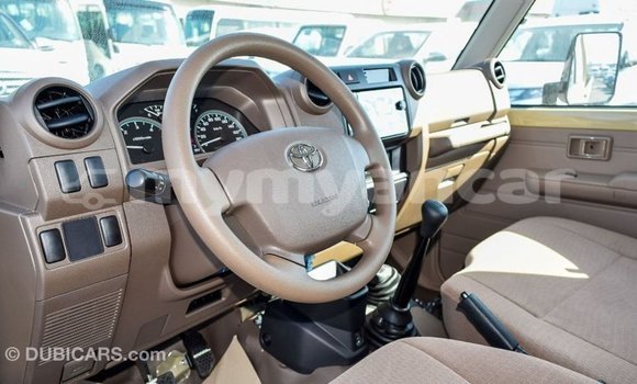Buy Import Toyota Land Cruiser Beige Car in Import - Dubai in Ayeyarwady Buy Import Toyota Land Cruiser Beige Car in Import - Dubai in Ayeyarwady