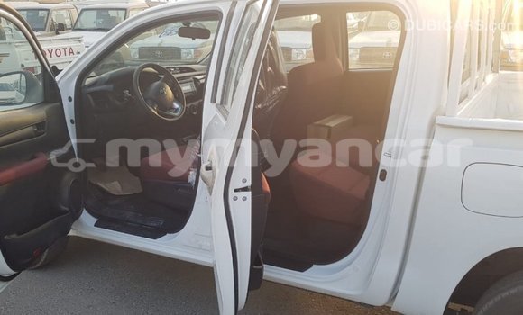 Buy Import Toyota Hilux White Car in Import - Dubai in Ayeyarwady Buy Import Toyota Hilux White Car in Import - Dubai in Ayeyarwady