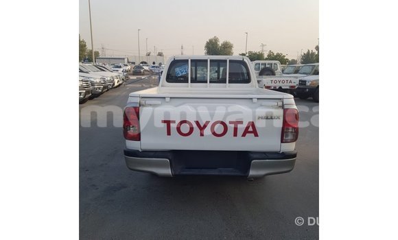 Buy Import Toyota Hilux White Car in Import - Dubai in Ayeyarwady Buy Import Toyota Hilux White Car in Import - Dubai in Ayeyarwady