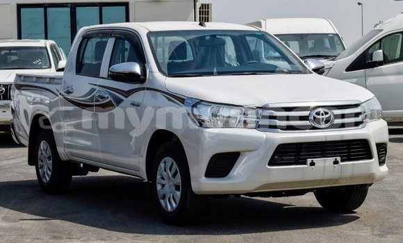 Buy Import Toyota Hilux White Car in Import - Dubai in Ayeyarwady Buy Import Toyota Hilux White Car in Import - Dubai in Ayeyarwady