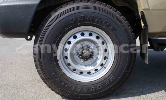Buy Import Toyota Land Cruiser Beige Car in Import - Dubai in Ayeyarwady Buy Import Toyota Land Cruiser Beige Car in Import - Dubai in Ayeyarwady